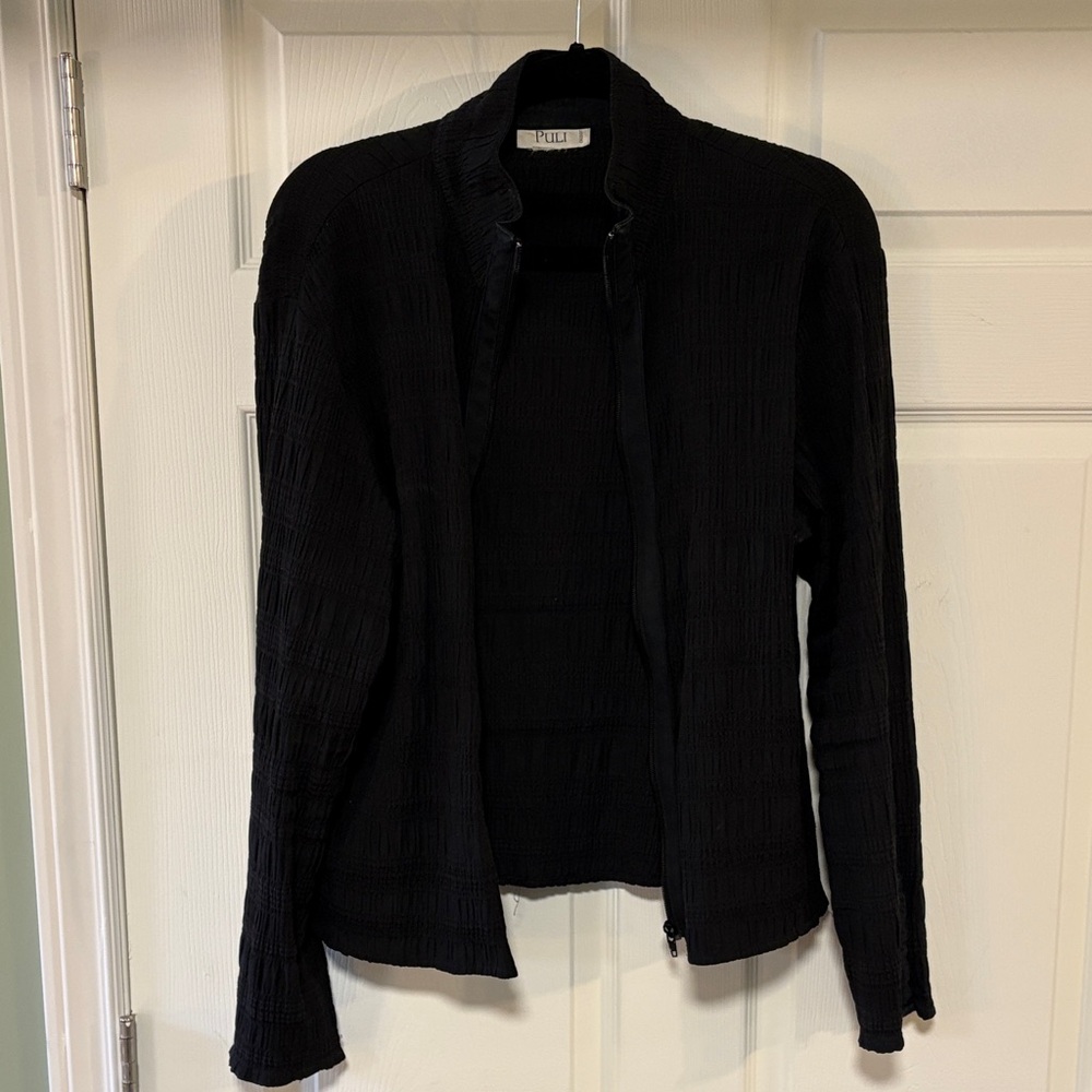 Puli Black Textured Zip-Up Blouse/Cardigan